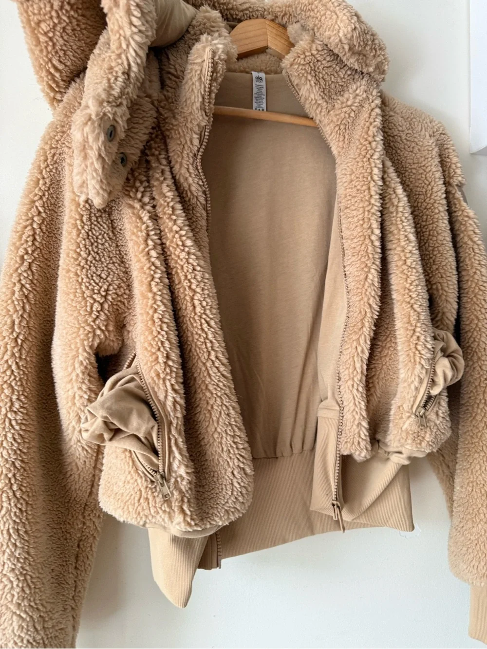 Alo Yoga Camel Tan Foxy Sherpa Hooded Full Zip Jacket Size Small